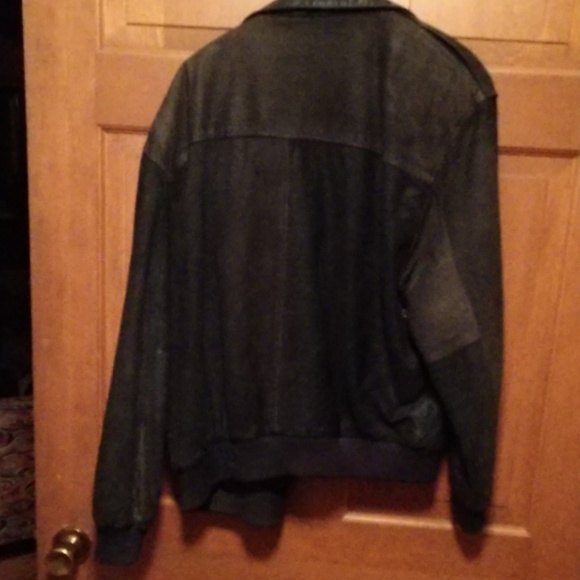 Large Beyond Leather jacket - Picture 3 of 5